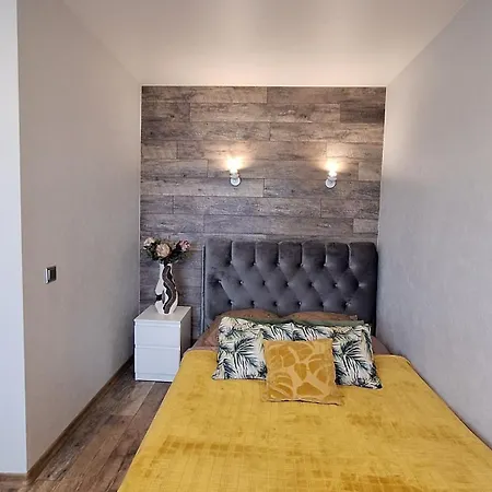 Apartamentai Su Balkonu Prie Akropolio Taikos Pr 48 * Klaipeda
