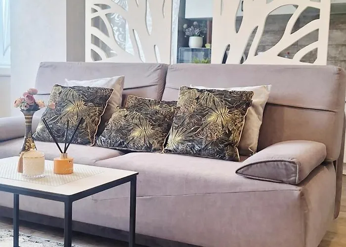 Apartamentai Su Balkonu Prie Akropolio Taikos Pr 48 * Klaipeda